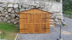 Abri de jardin en bois de palettes recyclées