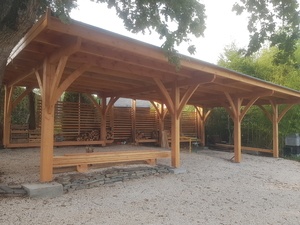 Carport 90 m2 - aisseliers courbes