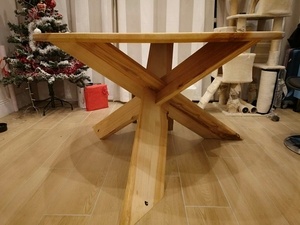 Table piétement casse-tête