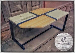 Table basse moderne style industriel