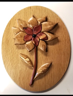 Essai d'une fleur en intarsia