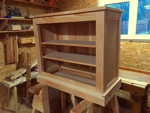 Un petit meuble pour ranger les chaussures