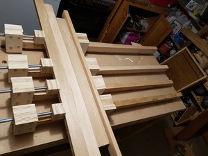 Serre joints dormant