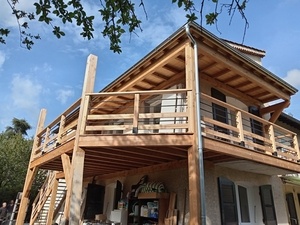 Garde-Corps de terrasse en Meleze et métal