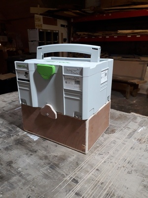 Boite à accessoires de défonceuse