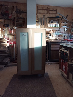 Meuble haut pour verres et bouteilles