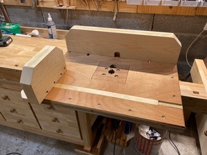 Table pour affleureuse Makita