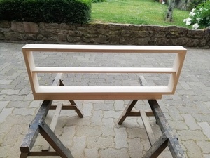 Etagère à épices en queue d'aronde