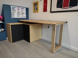 Bureau en frêne et fibra color noir