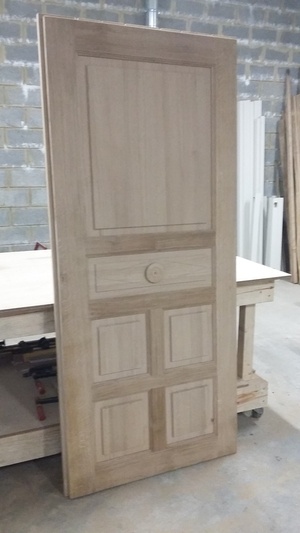 Porte en chêne à petit cadre