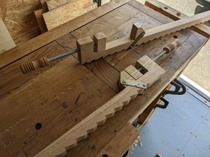 Mini serre joint dormant