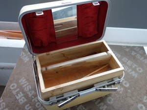 Un plateau à outils pour ma caisse à outils vanity