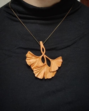 Pendentif feuilles de gingko