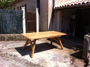 Table pour la terrasse