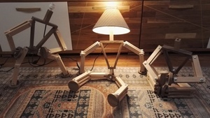 Lampe bonhomme articulé