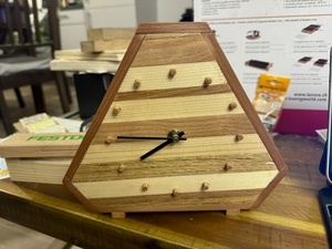 Horloge à partir de chutes