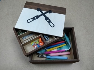 Boîte à crochet pour madame