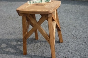 Tabouret contreventé