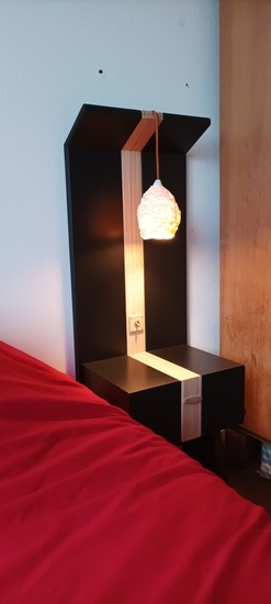 Petite table de chevet