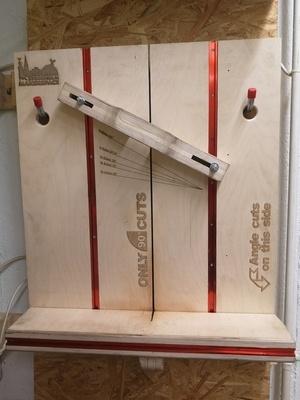 Chariot de coupe pour scie sur table