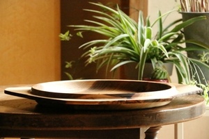 Grande assiette / plateau en noyer