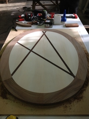 Plateau de table basse elliptique