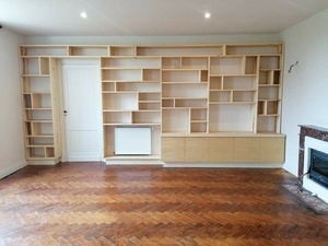 Bibliothèque en frêne