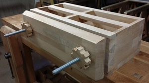 Presse Moxon fabriquée aux outils manuels