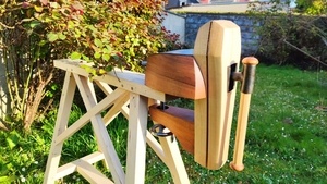 Etau de sculpteur à débrayage automatique