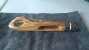 Opinel en olivier