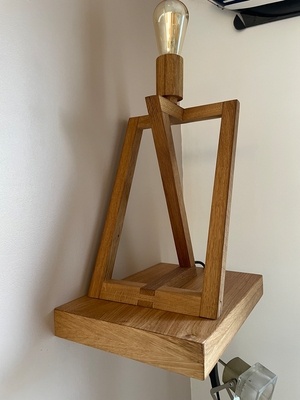 Lampe en chêne façon Samuel Mamias et son support