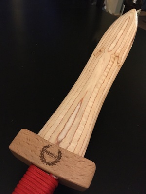 Glaive en damas … de contreplaqué