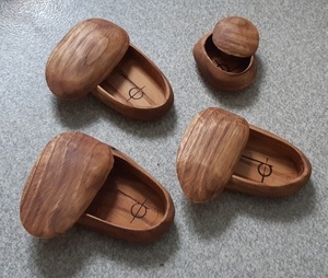 Encore des boîtes galet