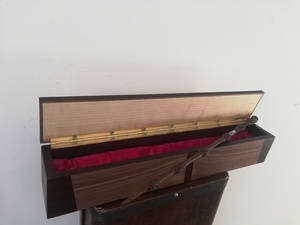 Baguette magique avec sa boite