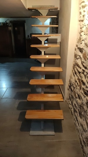 Habillage d'escalier en fer