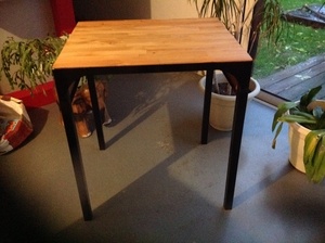 Petite table d'appoint