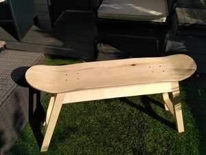 Repose pieds - banc d'appoint