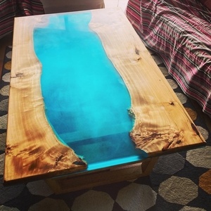 Table basse résine époxy