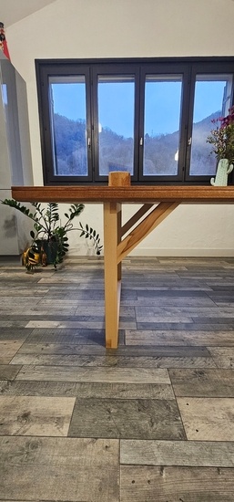 Table en sapelli et hêtre