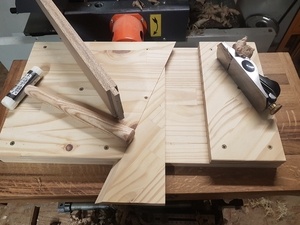 Presse pour rabotage de chants