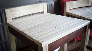 Tabourets haut en frêne