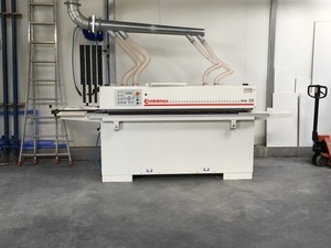 Dernières acquisitions de l’Atelier 1053 : Plaqueuse de chants SCM T35