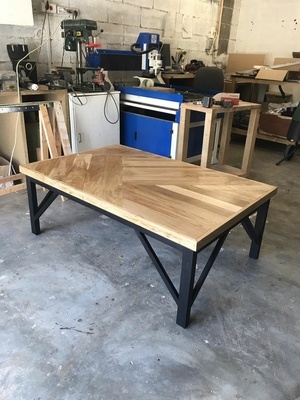 Table basse totalement en chêne