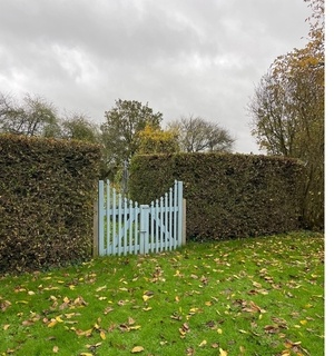 Petit portail pour le jardin potager