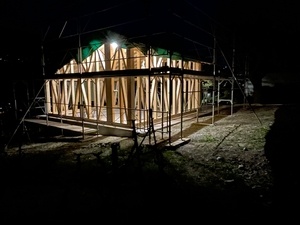 Couvert pour deux voitures