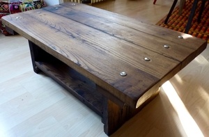 Table basse en latte de tonneau