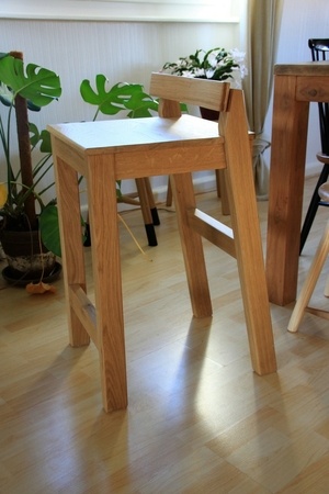 Tabouret haut