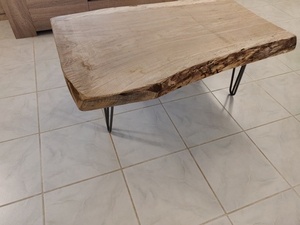 Table basse en chêne massif