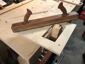 Le montage et la scie au travail