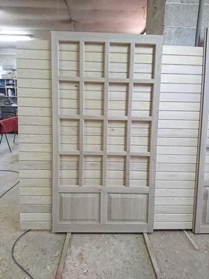 Porte intérieur en chêne avec petit bois assemblée